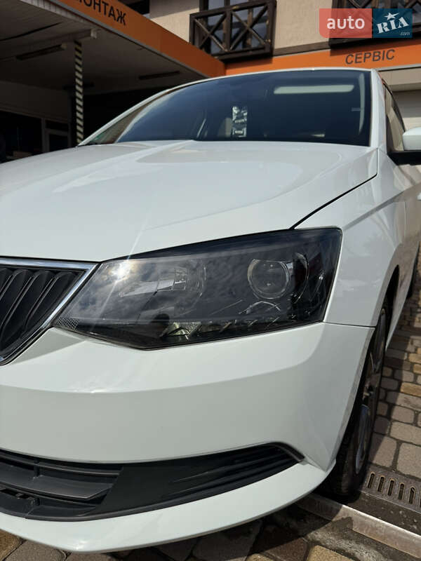 Универсал Skoda Fabia 2017 в Сваляве