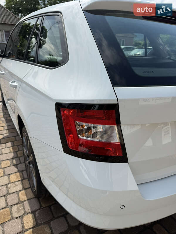Универсал Skoda Fabia 2017 в Сваляве