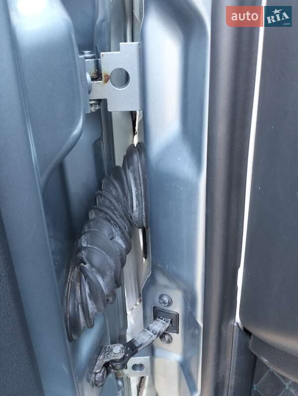 Універсал Skoda Fabia 2004 в Сумах