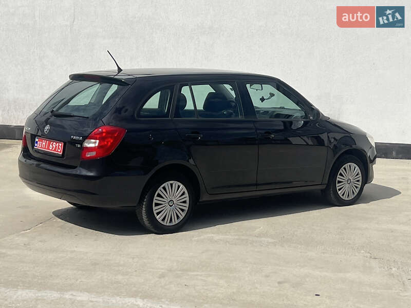 Універсал Skoda Fabia 2013 в Вінниці