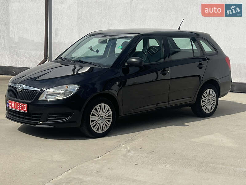Універсал Skoda Fabia 2013 в Вінниці
