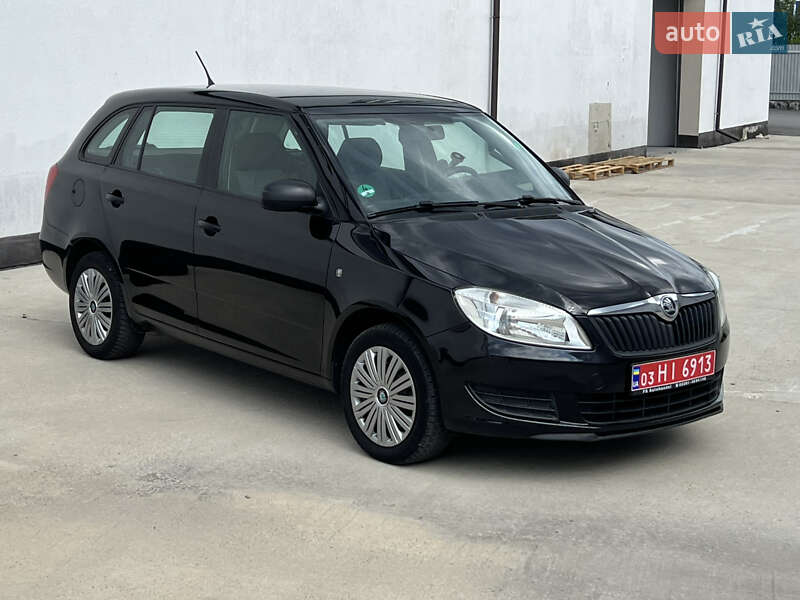 Універсал Skoda Fabia 2013 в Вінниці