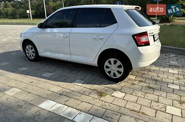 Хетчбек Skoda Fabia 2017 в Черкасах