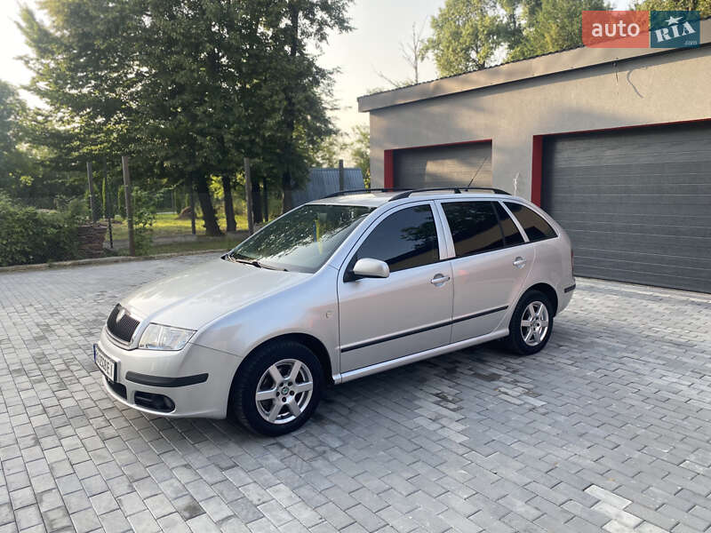 Универсал Skoda Fabia 2006 в Борщеве