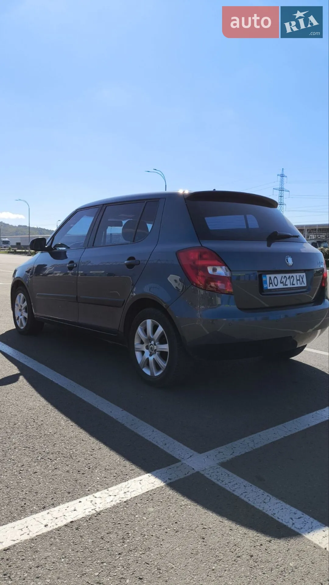 2010 Skoda Fabia - мініатюра 2