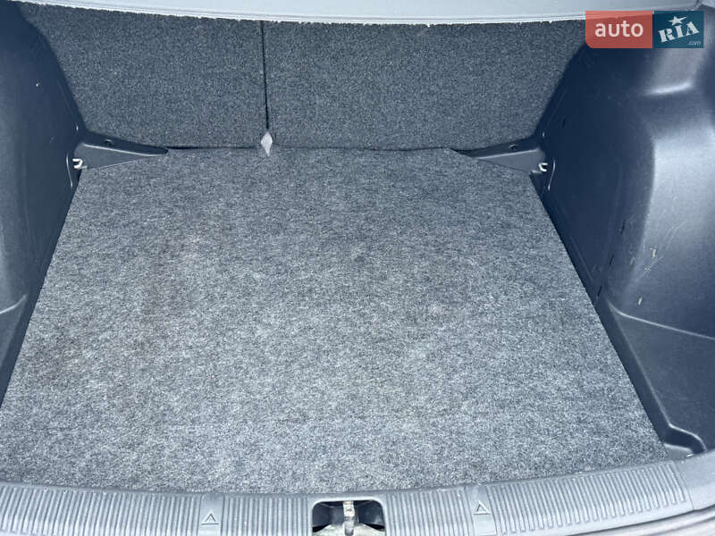 Универсал Skoda Fabia 2010 в Полтаве