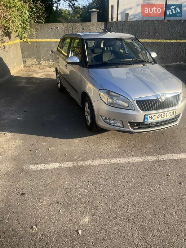 Универсал Skoda Fabia 2013 в Винниках
