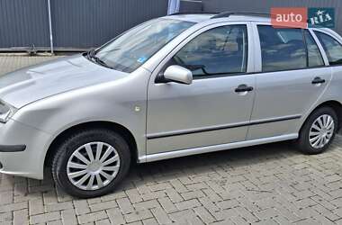 Универсал Skoda Fabia 2006 в Ровно