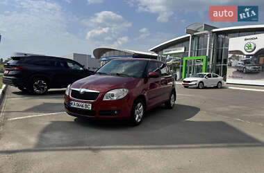 Хетчбек Skoda Fabia 2008 в Дніпрі