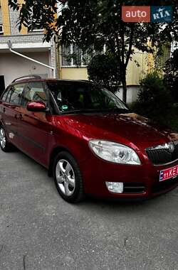 Універсал Skoda Fabia 2009 в Вінниці