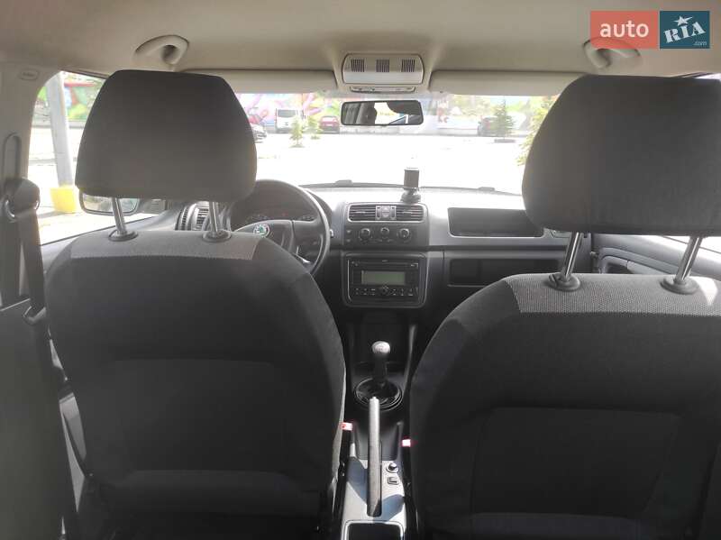 Хэтчбек Skoda Fabia 2009 в Николаеве фото 3 Хэтчбек Skoda Fabia 2009 в Николаеве