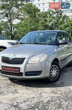 Хэтчбек Skoda Fabia 2008 в Сумах