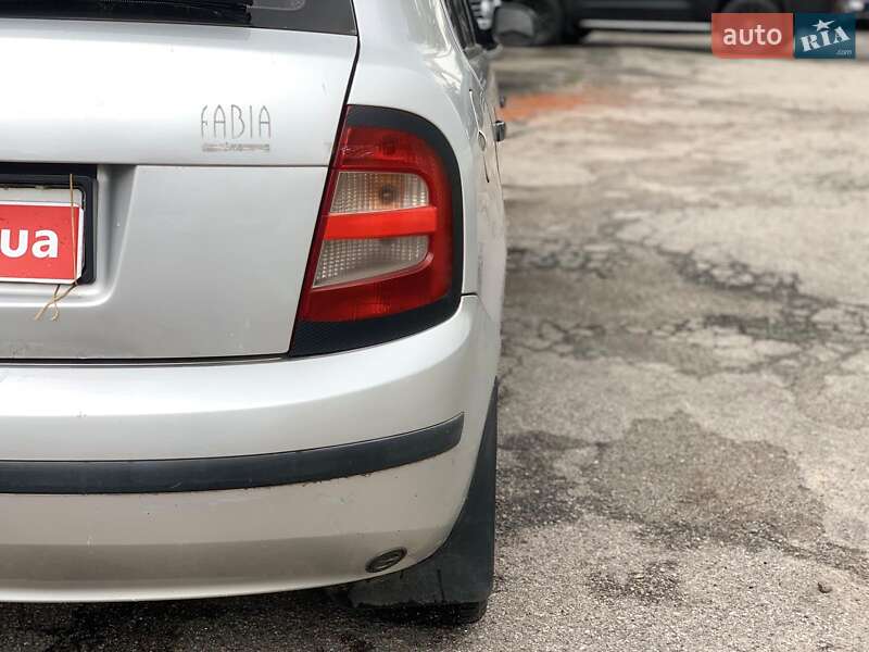 Хетчбек Skoda Fabia 2001 в Вінниці