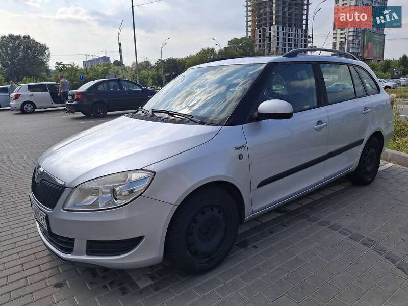 Універсал Skoda Fabia 2011 в Києві фото 4 Універсал Skoda Fabia 2011 в Києві
