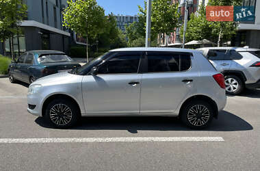 Хэтчбек Skoda Fabia 2013 в Киеве