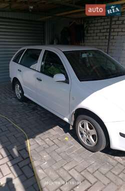 Универсал Skoda Fabia 2006 в 