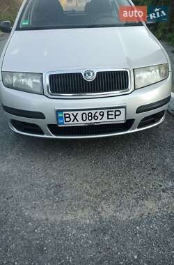 Хэтчбек Skoda Fabia 2005 в Полонном