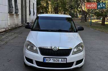 Хетчбек Skoda Fabia 2012 в Запоріжжі
