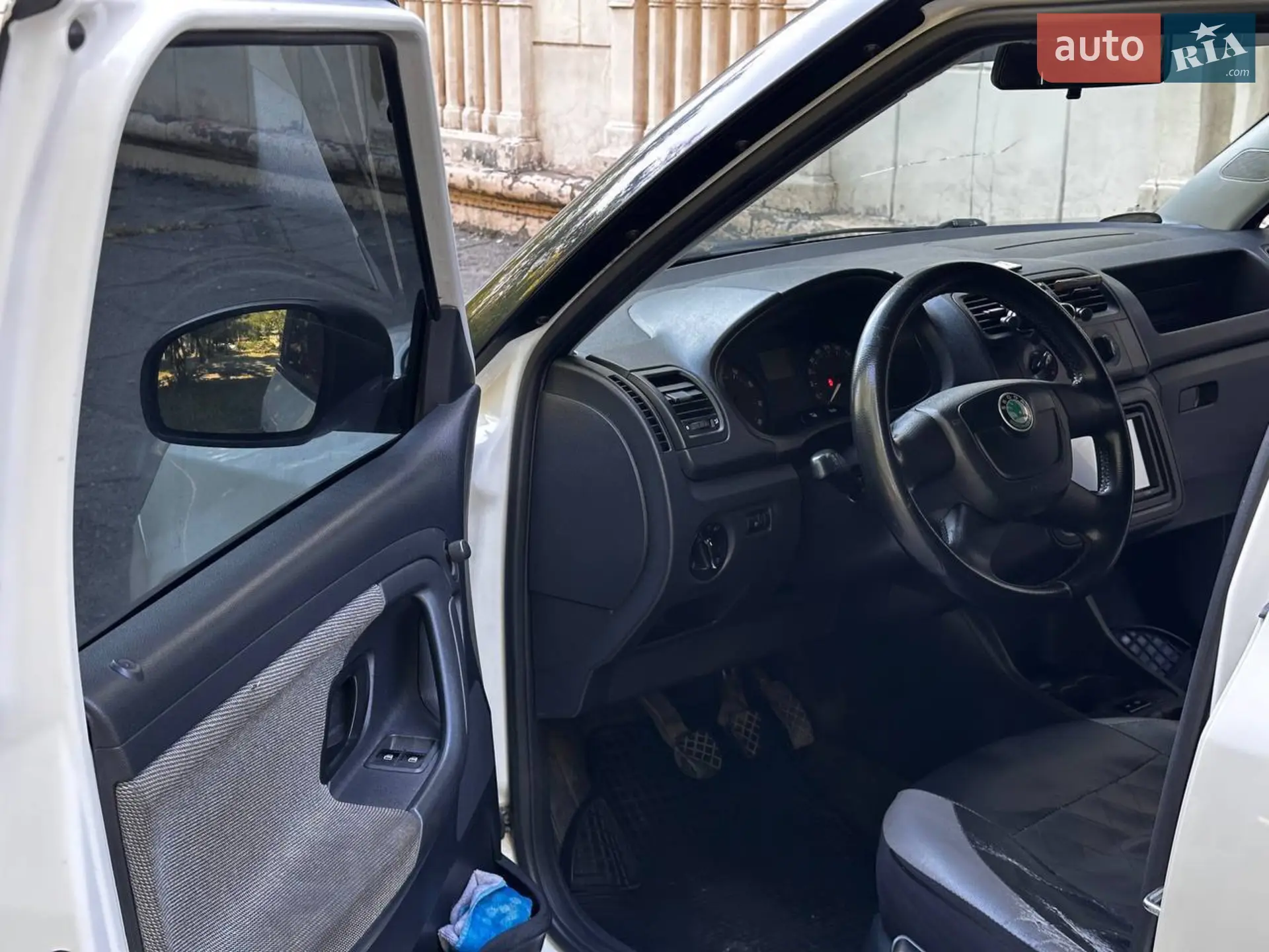 2012 Skoda Fabia - мініатюра 8