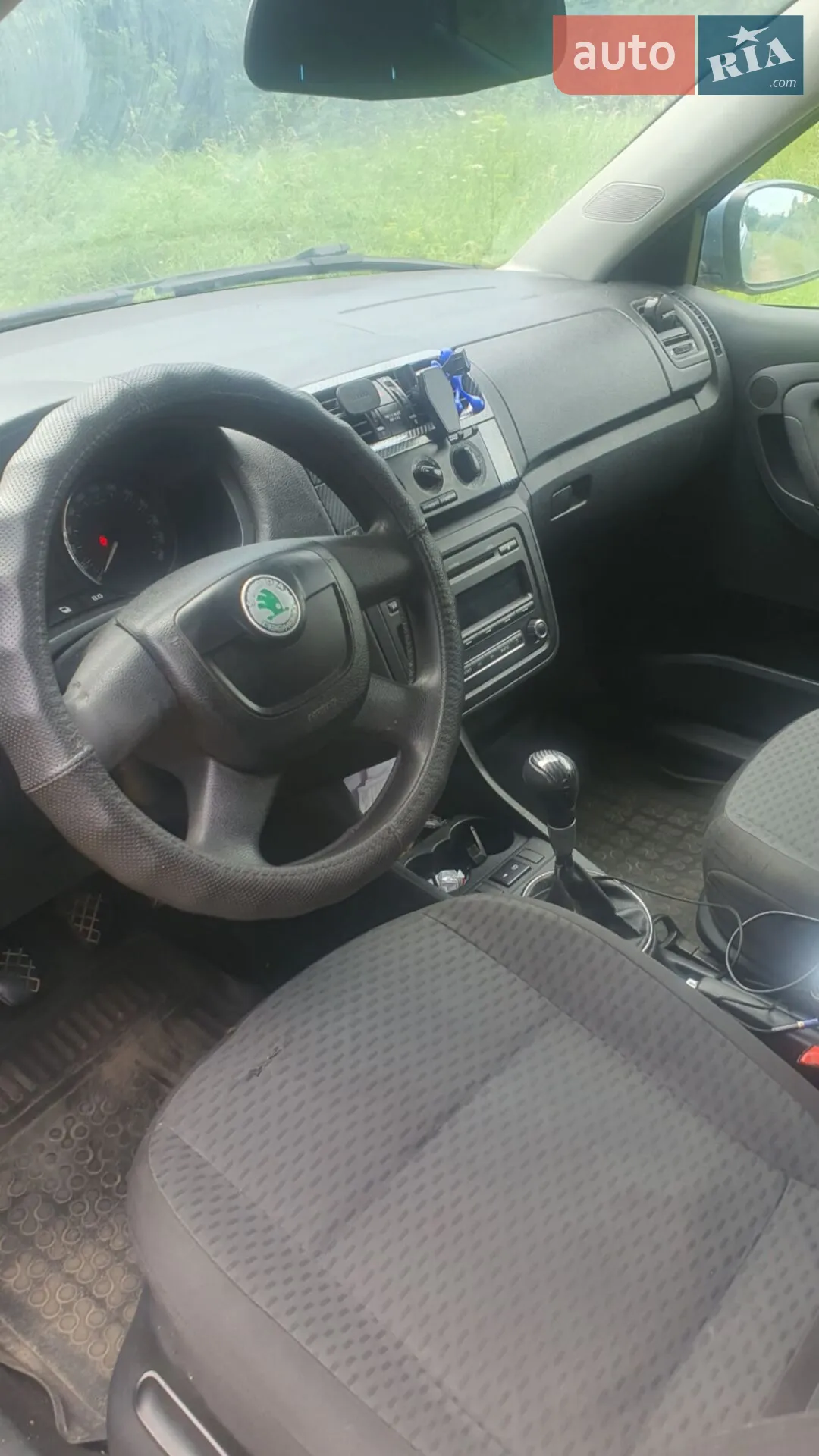2011 Skoda Fabia - мініатюра 2