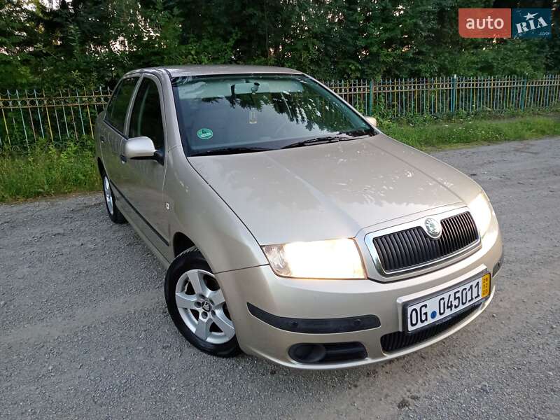 Седан Skoda Fabia 2005 в Тернополі
