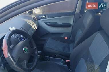 Хэтчбек Skoda Fabia 2001 в 