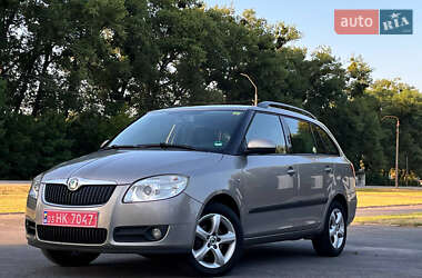 Універсал Skoda Fabia 2008 в Звягелі
