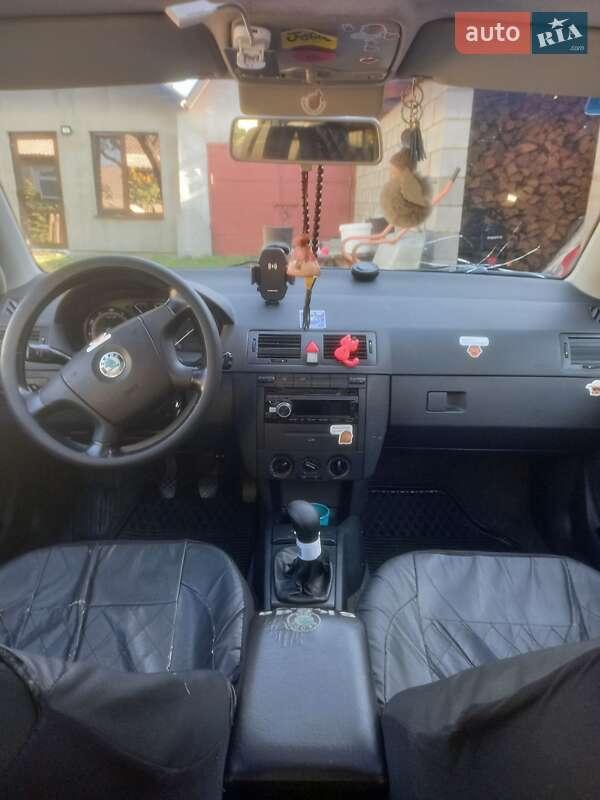 Универсал Skoda Fabia 2004 в Маневичах