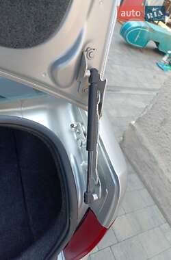 Седан Skoda Fabia 2007 в 
