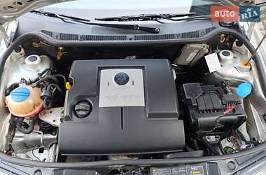 Седан Skoda Fabia 2007 в 