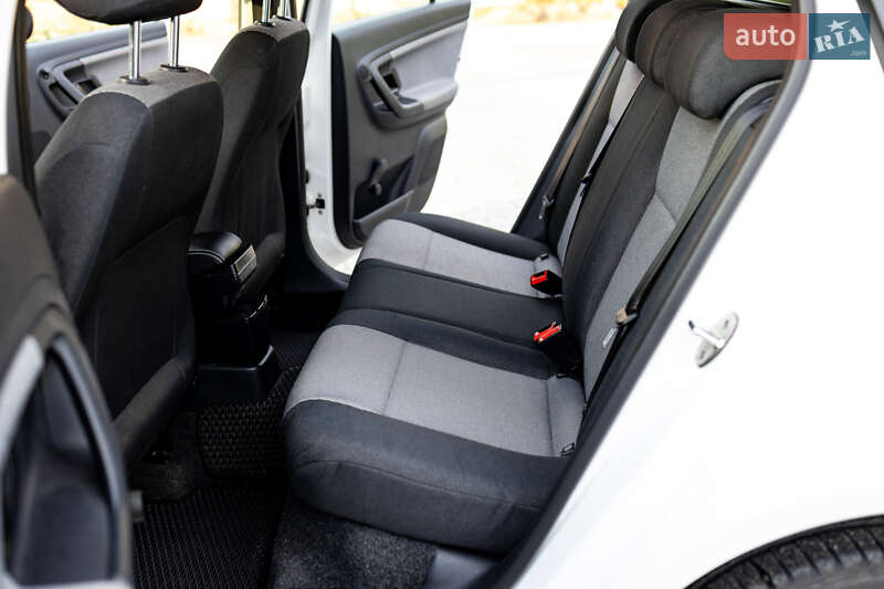 Универсал Skoda Fabia 2014 в Тернополе