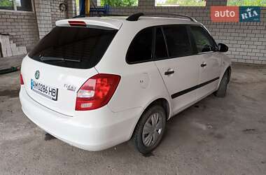 Универсал Skoda Fabia 2010 в 