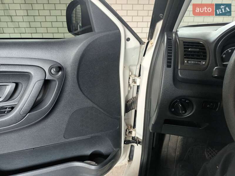 Универсал Skoda Fabia 2010 в Бердичеве фото 24 Универсал Skoda Fabia 2010 в Бердичеве