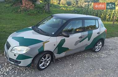 Хэтчбек Skoda Fabia 2007 в 