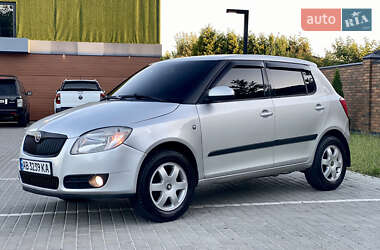 Хэтчбек Skoda Fabia 2007 в 
