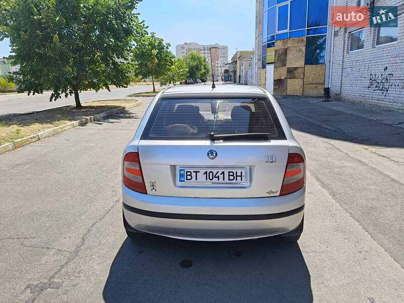 Хэтчбек Skoda Fabia 2005 в Арбузинке