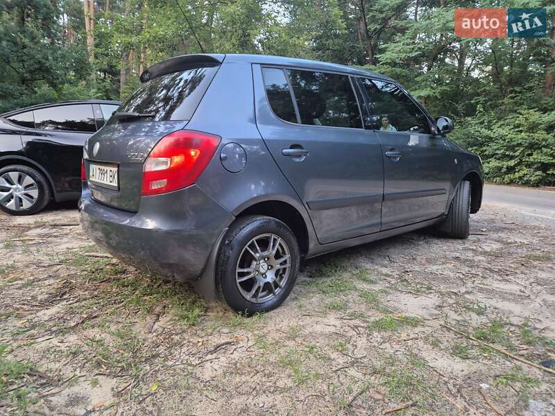 Хэтчбек Skoda Fabia 2008 в Броварах