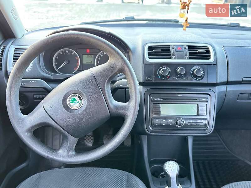 Хэтчбек Skoda Fabia 2007 в Львове