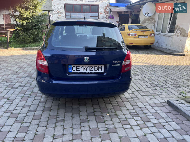 Универсал Skoda Fabia 2013 в Черновцах