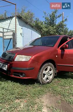 Хэтчбек Skoda Fabia 2006 в 