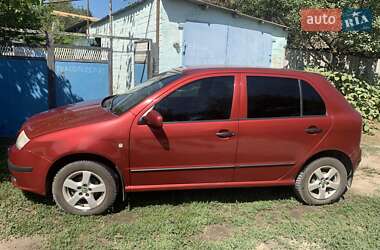 Хэтчбек Skoda Fabia 2006 в 