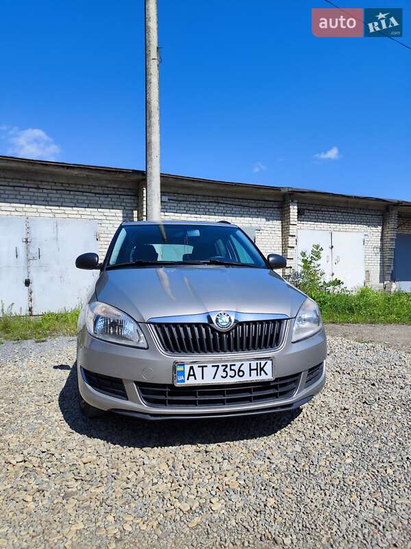 Skoda Fabia 2011 Skoda Fabia 2011