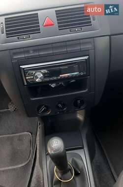 Седан Skoda Fabia 2006 в Хмельницком