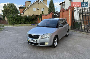Хэтчбек Skoda Fabia 2008 в Харькове
