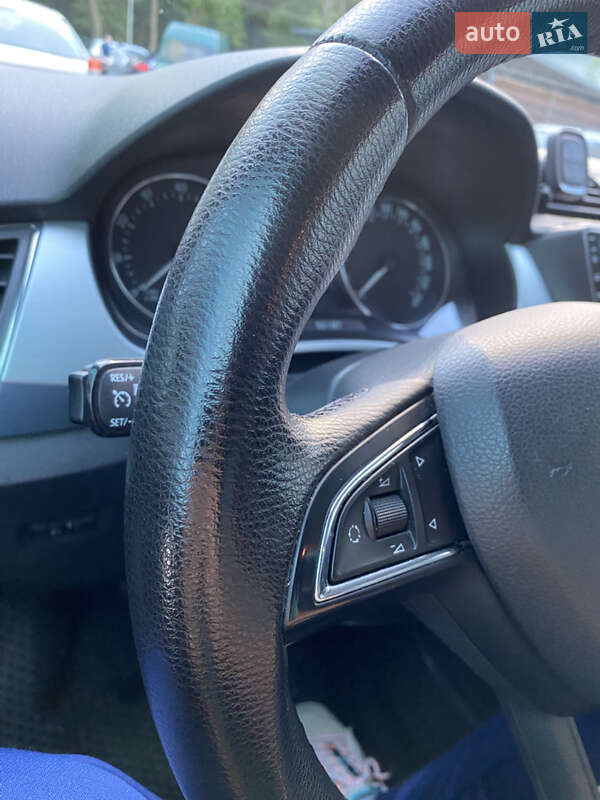 Хетчбек Skoda Fabia 2016 в Києві