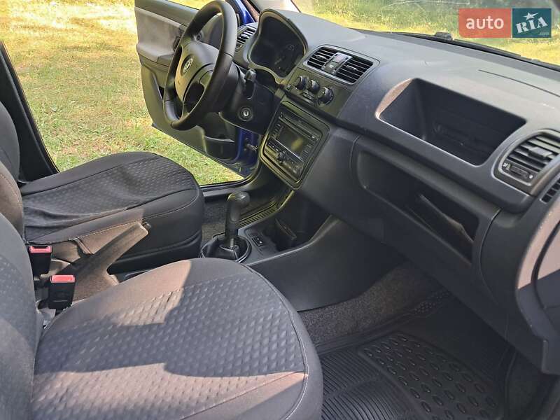 Хэтчбек Skoda Fabia 2008 в Борщеве