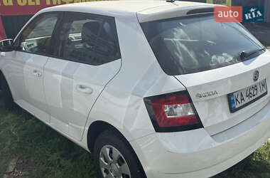 Хетчбек Skoda Fabia 2016 в Києві