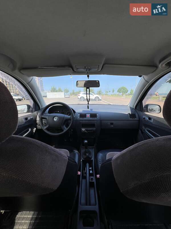 Універсал Skoda Fabia 2006 в Черкасах