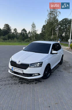 Хетчбек Skoda Fabia 2018 в Долині