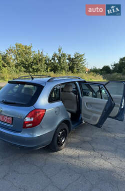 Универсал Skoda Fabia 2009 в 